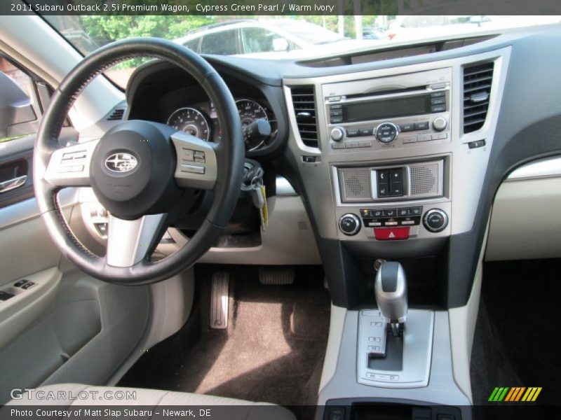 Cypress Green Pearl / Warm Ivory 2011 Subaru Outback 2.5i Premium Wagon