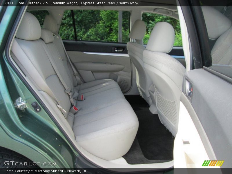 Cypress Green Pearl / Warm Ivory 2011 Subaru Outback 2.5i Premium Wagon