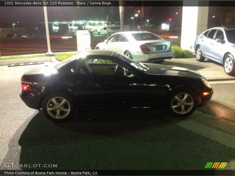 Black / Sienna Beige 2002 Mercedes-Benz SLK 320 Roadster