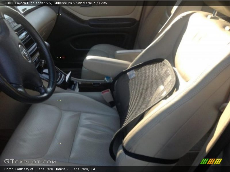 Millennium Silver Metallic / Gray 2002 Toyota Highlander V6