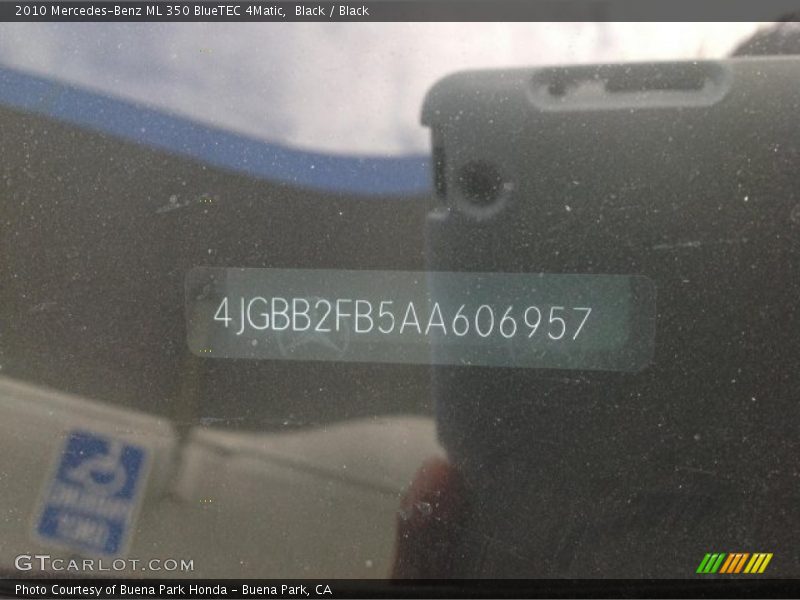 Black / Black 2010 Mercedes-Benz ML 350 BlueTEC 4Matic