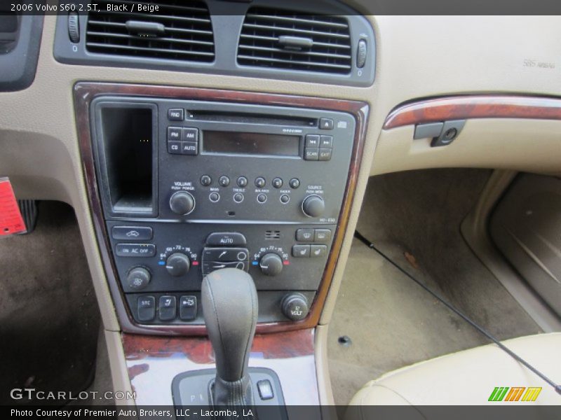 Black / Beige 2006 Volvo S60 2.5T