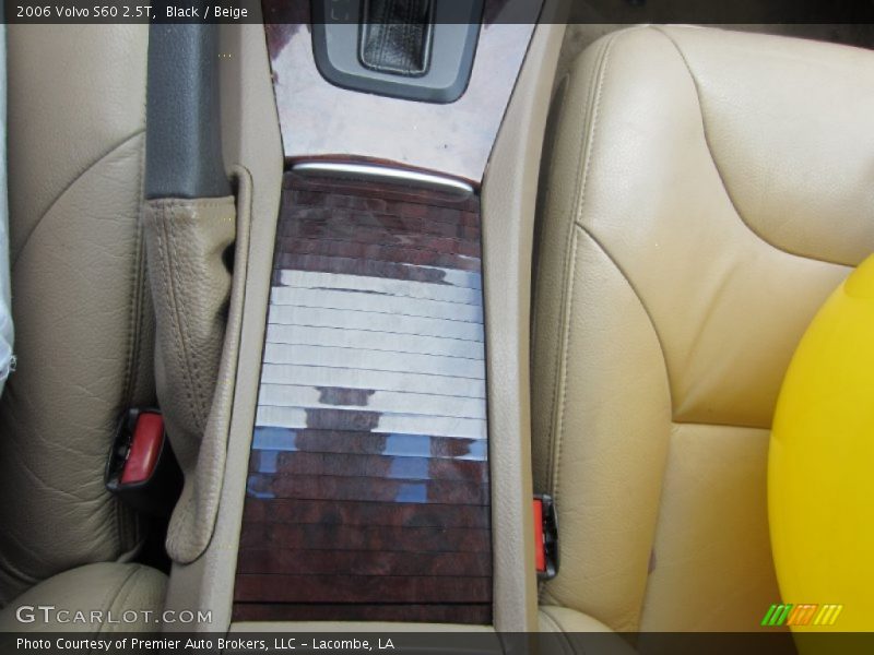 Black / Beige 2006 Volvo S60 2.5T