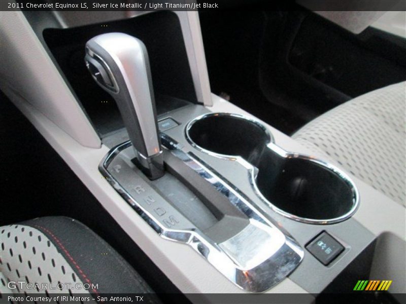 Silver Ice Metallic / Light Titanium/Jet Black 2011 Chevrolet Equinox LS