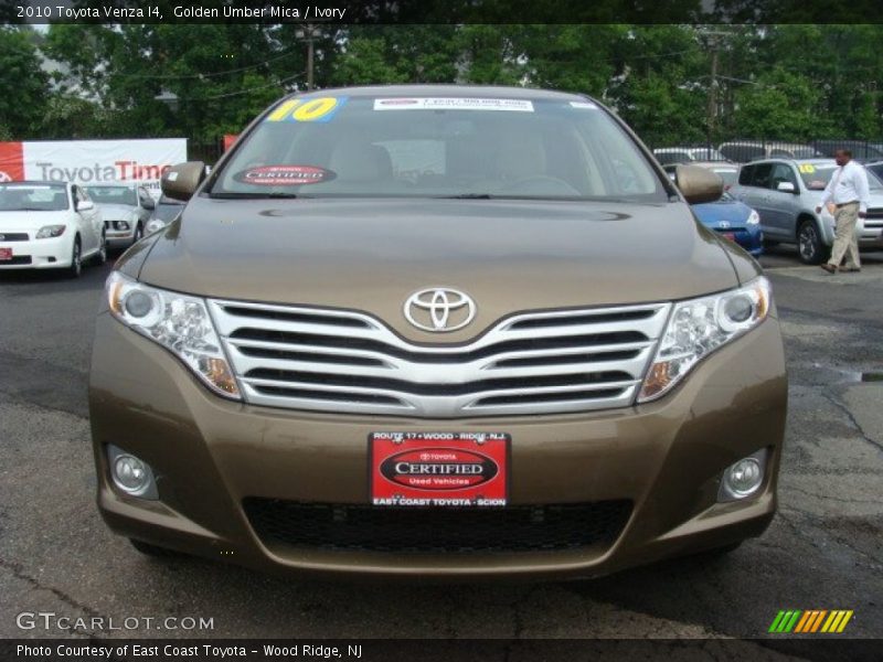 Golden Umber Mica / Ivory 2010 Toyota Venza I4