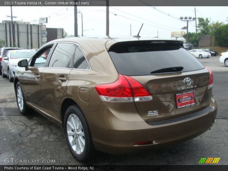 Golden Umber Mica / Ivory 2010 Toyota Venza I4