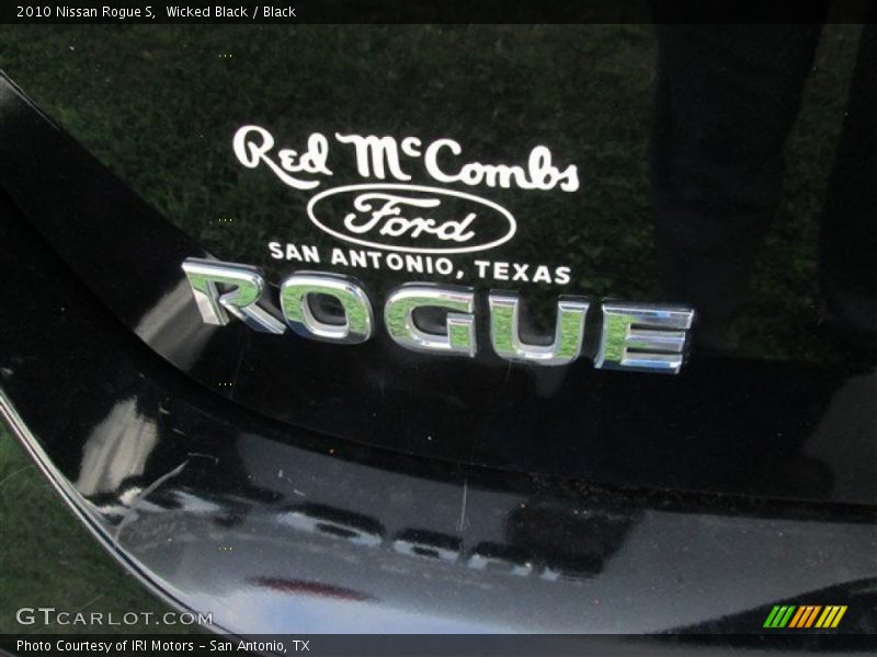Wicked Black / Black 2010 Nissan Rogue S