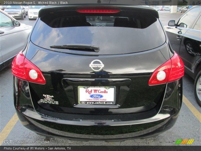 Wicked Black / Black 2010 Nissan Rogue S