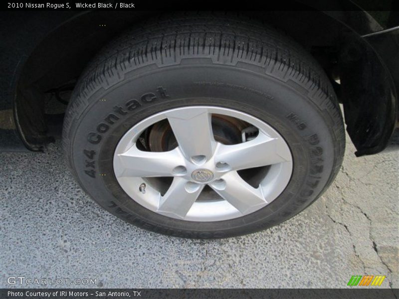 Wicked Black / Black 2010 Nissan Rogue S