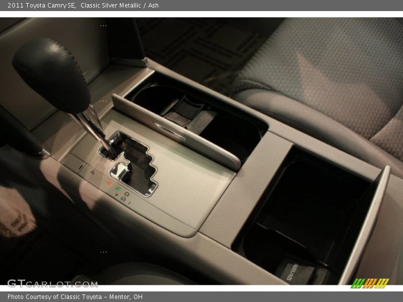Classic Silver Metallic / Ash 2011 Toyota Camry SE