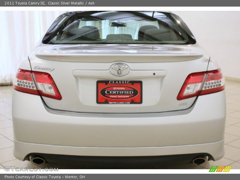Classic Silver Metallic / Ash 2011 Toyota Camry SE
