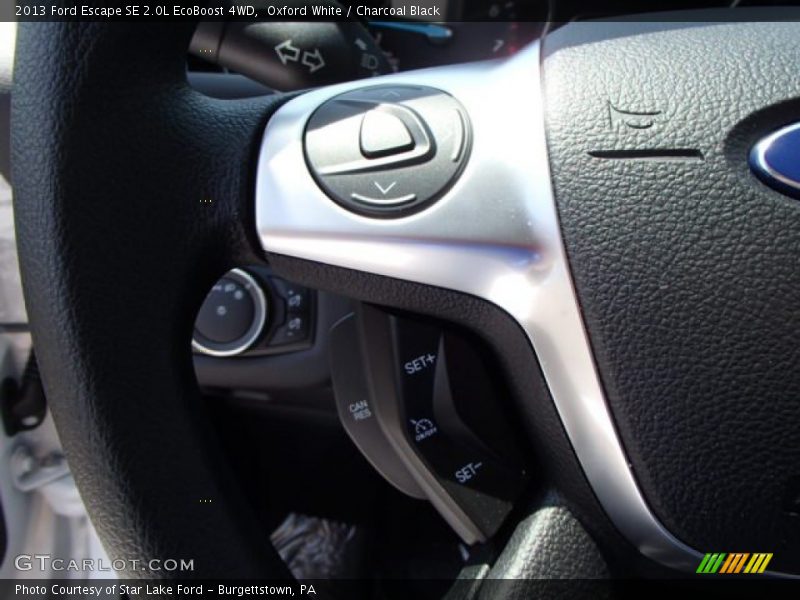 Oxford White / Charcoal Black 2013 Ford Escape SE 2.0L EcoBoost 4WD