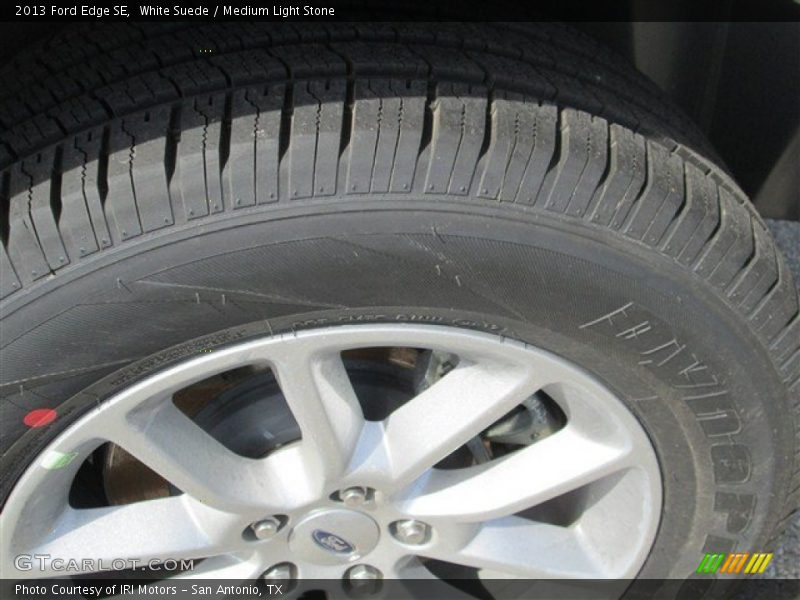 White Suede / Medium Light Stone 2013 Ford Edge SE