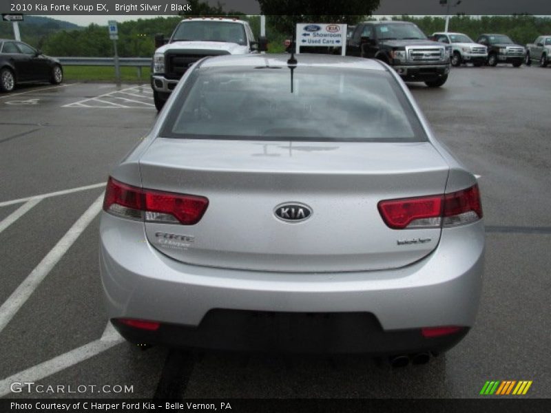 Bright Silver / Black 2010 Kia Forte Koup EX
