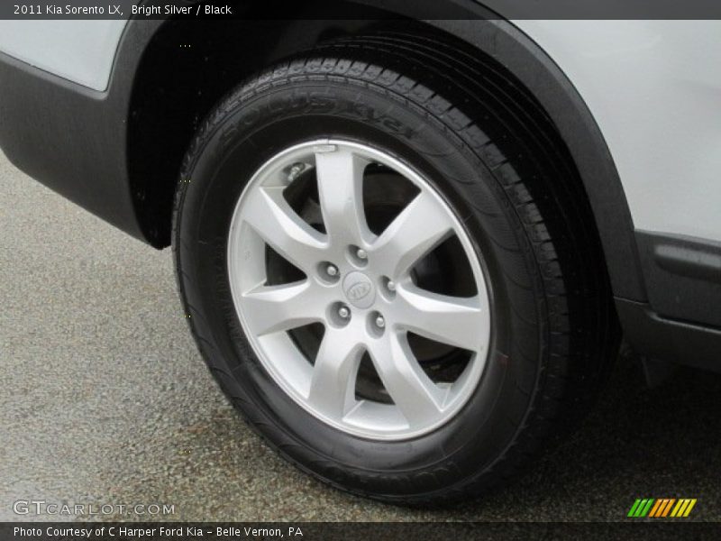 Bright Silver / Black 2011 Kia Sorento LX