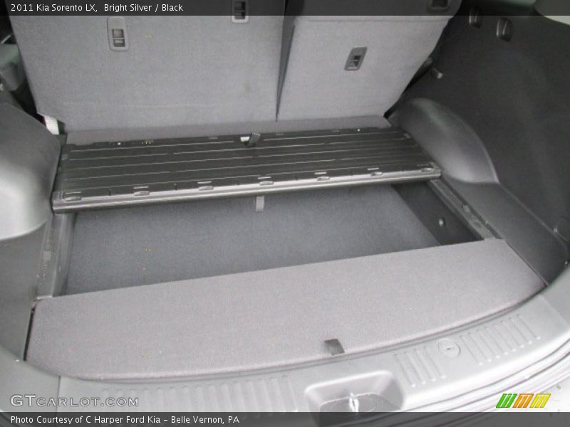 Bright Silver / Black 2011 Kia Sorento LX