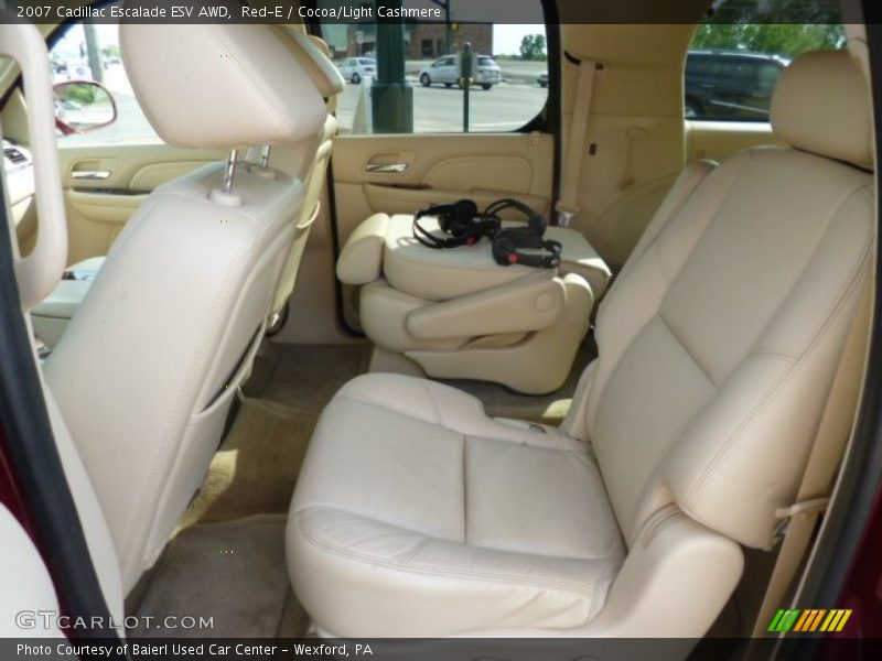 Red-E / Cocoa/Light Cashmere 2007 Cadillac Escalade ESV AWD