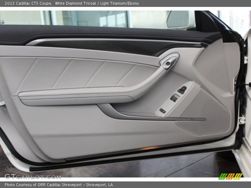 Door Panel of 2013 CTS Coupe