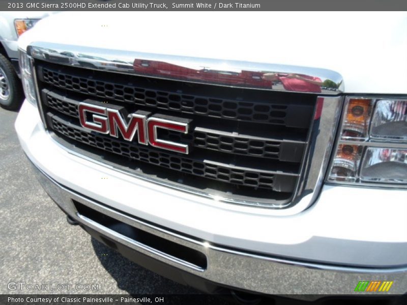 Summit White / Dark Titanium 2013 GMC Sierra 2500HD Extended Cab Utility Truck