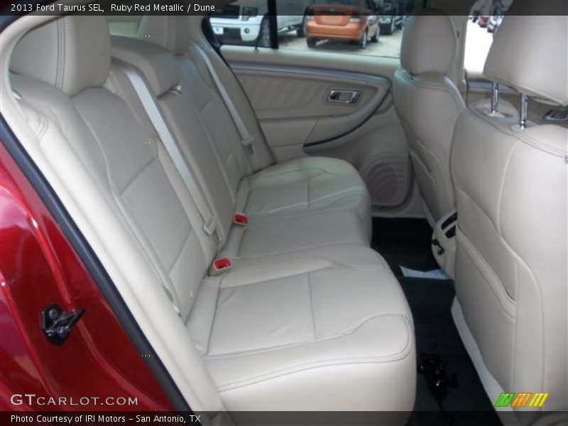 Ruby Red Metallic / Dune 2013 Ford Taurus SEL