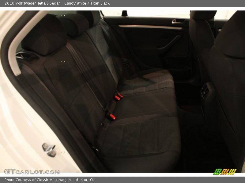 Candy White / Titan Black 2010 Volkswagen Jetta S Sedan