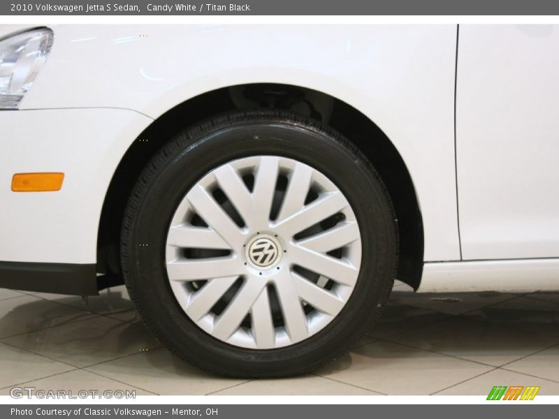 Candy White / Titan Black 2010 Volkswagen Jetta S Sedan