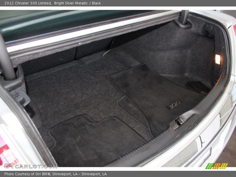  2012 300 Limited Trunk