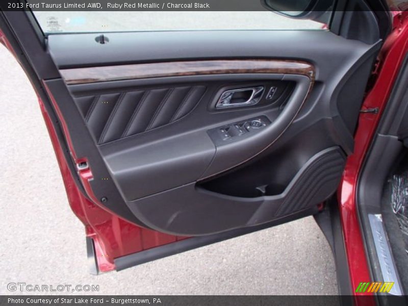 Door Panel of 2013 Taurus Limited AWD