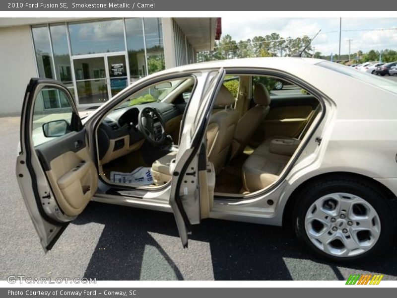 Smokestone Metallic / Camel 2010 Ford Fusion SE