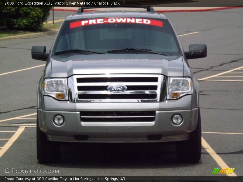 Vapor Silver Metallic / Charcoal Black 2009 Ford Expedition XLT