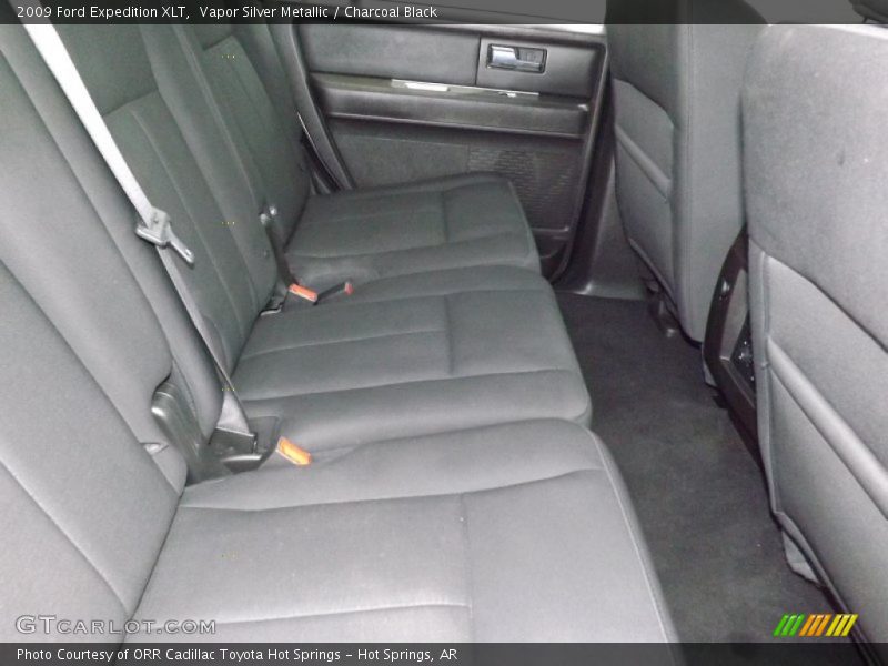 Vapor Silver Metallic / Charcoal Black 2009 Ford Expedition XLT