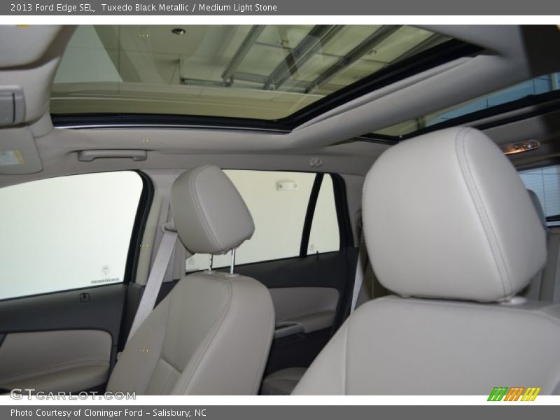 Tuxedo Black Metallic / Medium Light Stone 2013 Ford Edge SEL