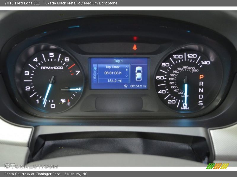 Tuxedo Black Metallic / Medium Light Stone 2013 Ford Edge SEL