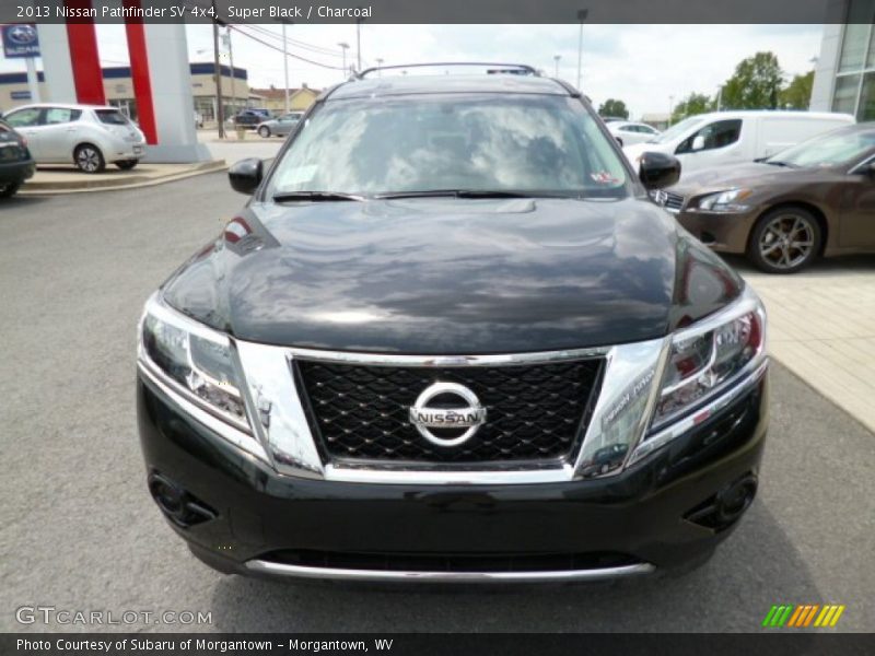Super Black / Charcoal 2013 Nissan Pathfinder SV 4x4