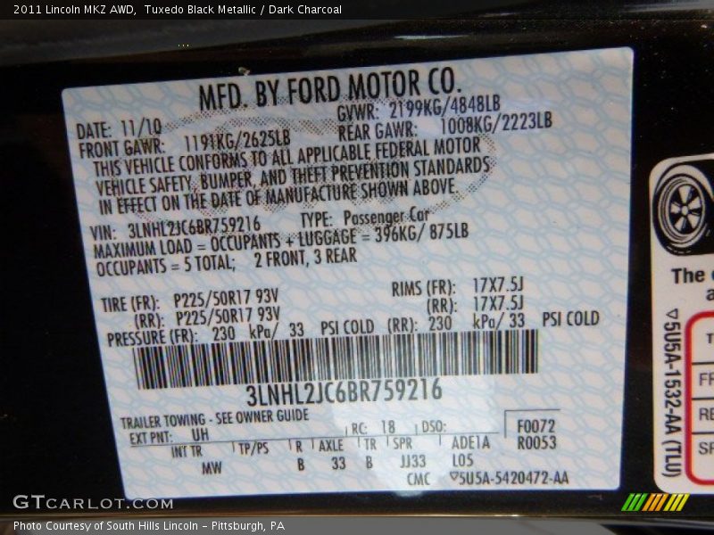 Tuxedo Black Metallic / Dark Charcoal 2011 Lincoln MKZ AWD
