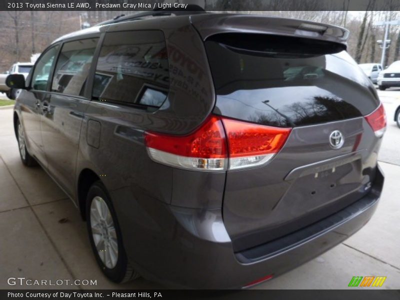 Predawn Gray Mica / Light Gray 2013 Toyota Sienna LE AWD