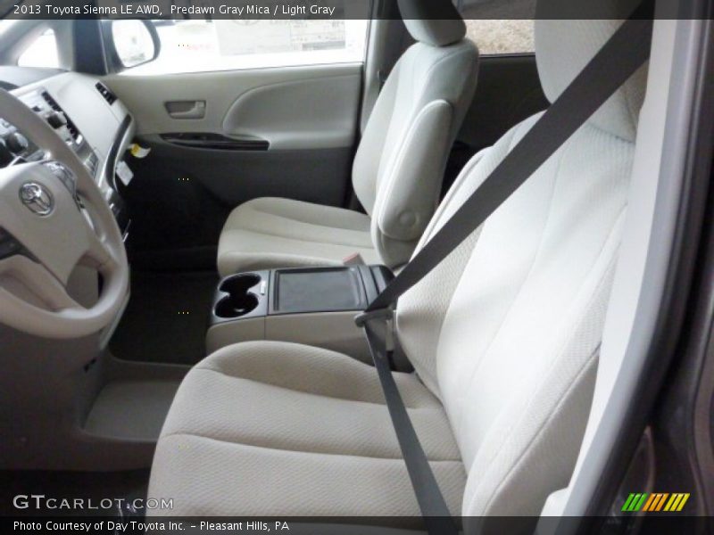 Predawn Gray Mica / Light Gray 2013 Toyota Sienna LE AWD