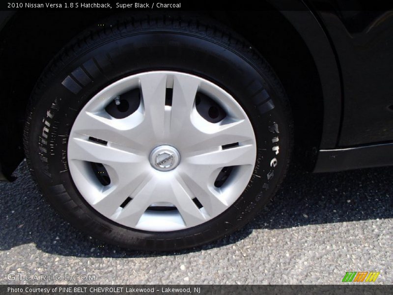 Super Black / Charcoal 2010 Nissan Versa 1.8 S Hatchback