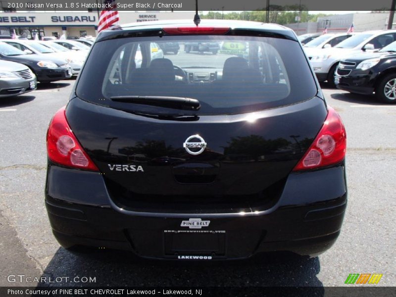 Super Black / Charcoal 2010 Nissan Versa 1.8 S Hatchback