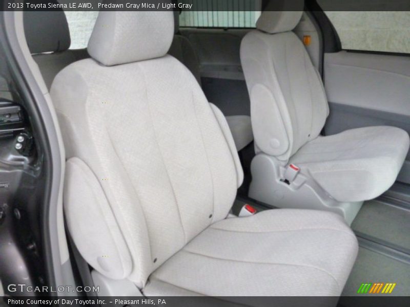 Predawn Gray Mica / Light Gray 2013 Toyota Sienna LE AWD