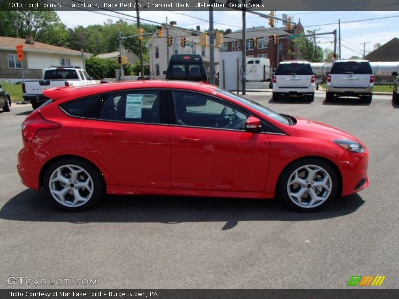 Race Red / ST Charcoal Black Full-Leather Recaro Seats 2013 Ford Focus ST Hatchback