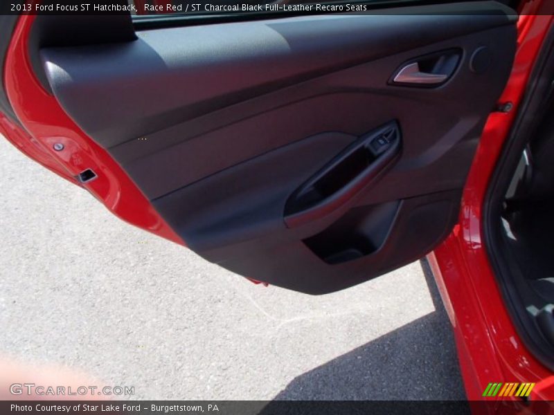 Race Red / ST Charcoal Black Full-Leather Recaro Seats 2013 Ford Focus ST Hatchback