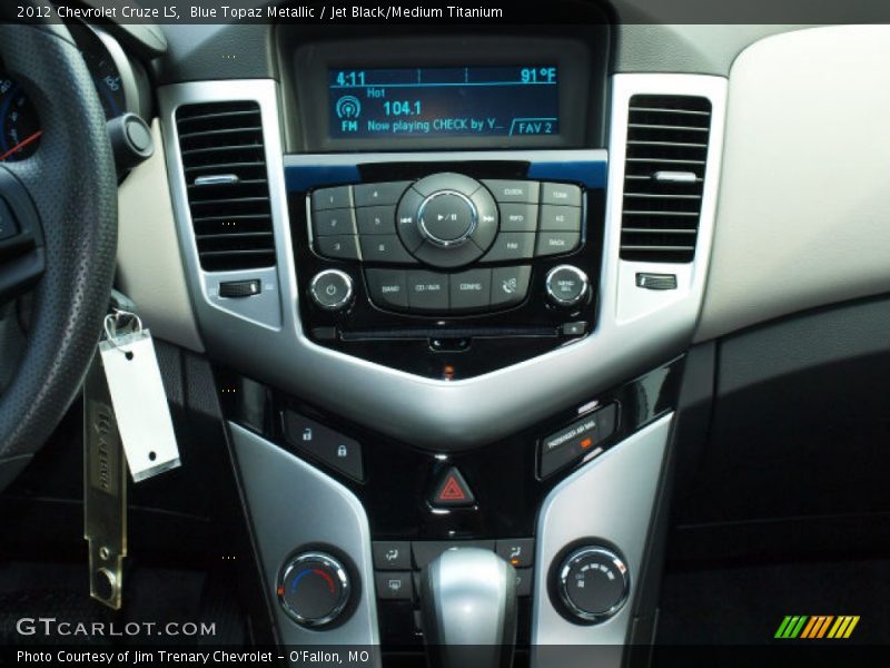 Blue Topaz Metallic / Jet Black/Medium Titanium 2012 Chevrolet Cruze LS