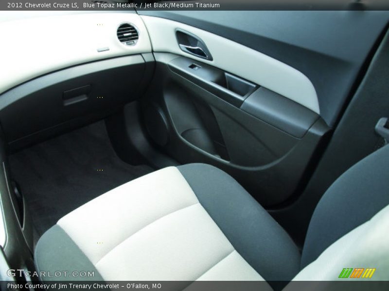 Blue Topaz Metallic / Jet Black/Medium Titanium 2012 Chevrolet Cruze LS