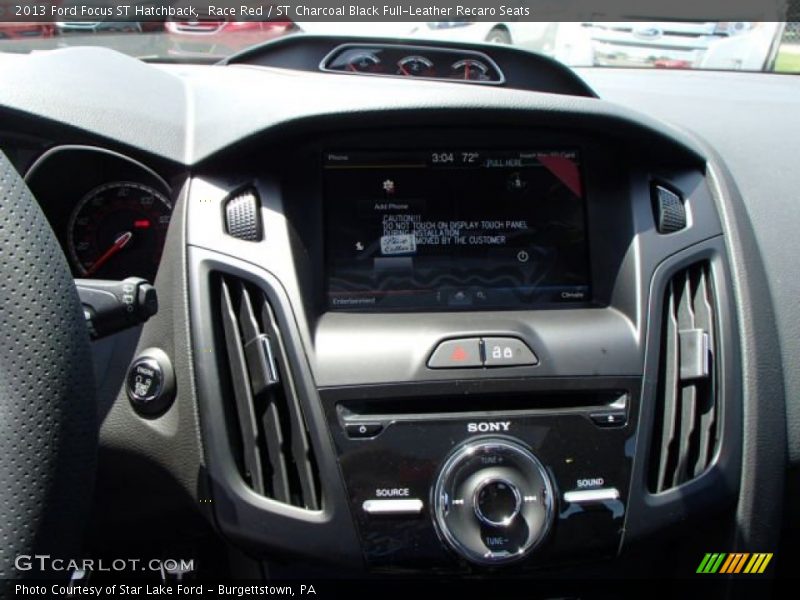 Controls of 2013 Focus ST Hatchback