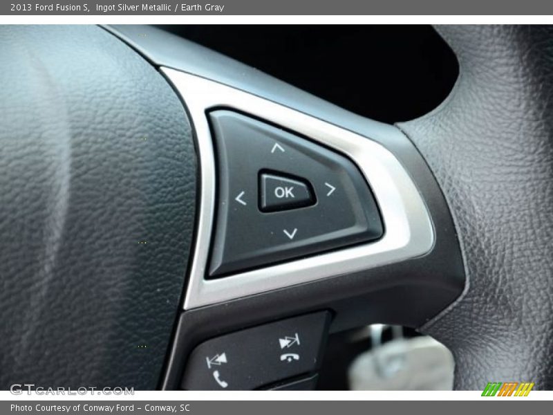 Ingot Silver Metallic / Earth Gray 2013 Ford Fusion S