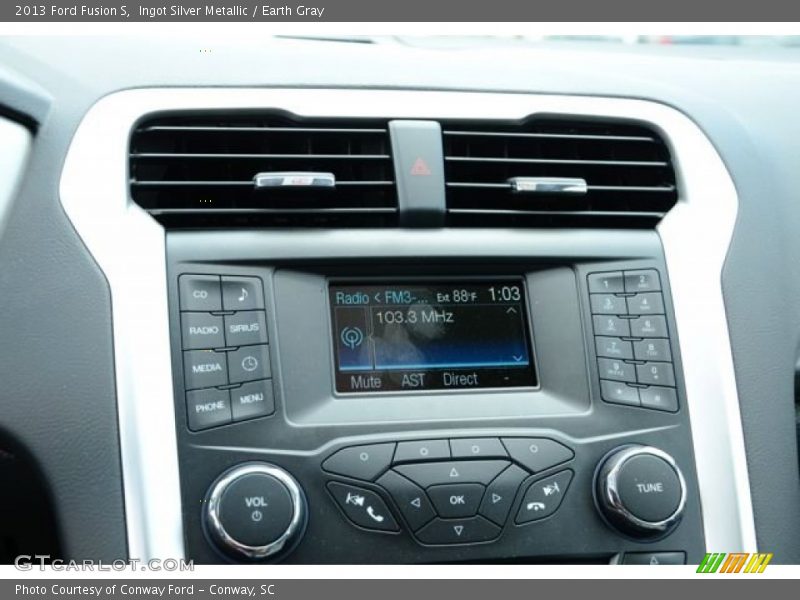 Ingot Silver Metallic / Earth Gray 2013 Ford Fusion S