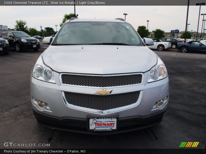 Silver Ice Metallic / Light Gray/Ebony 2009 Chevrolet Traverse LTZ