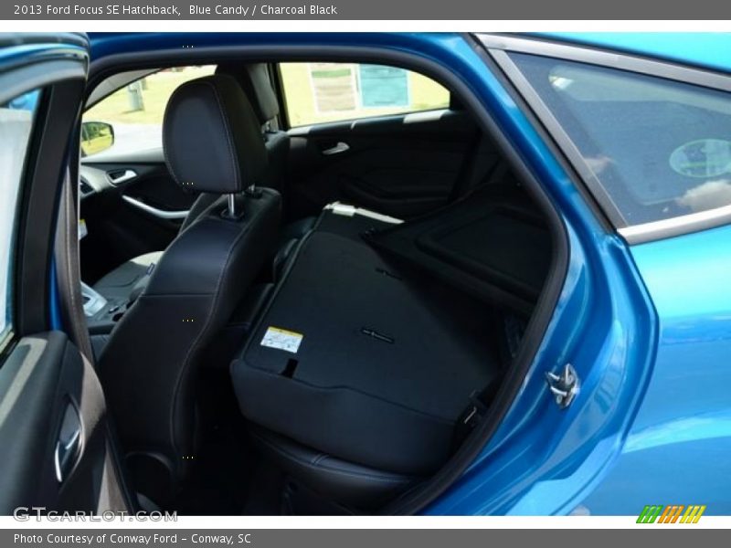 Blue Candy / Charcoal Black 2013 Ford Focus SE Hatchback