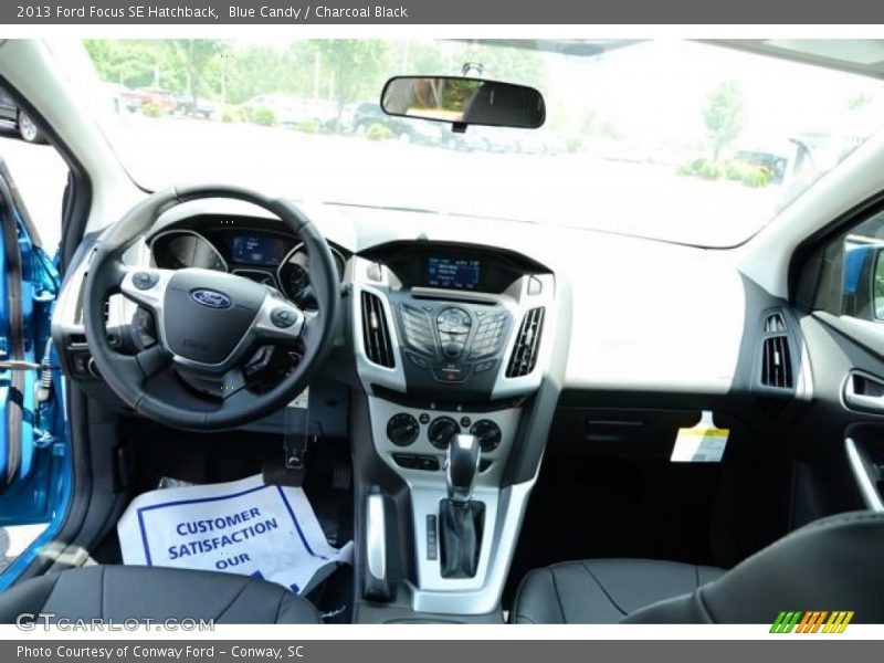 Blue Candy / Charcoal Black 2013 Ford Focus SE Hatchback